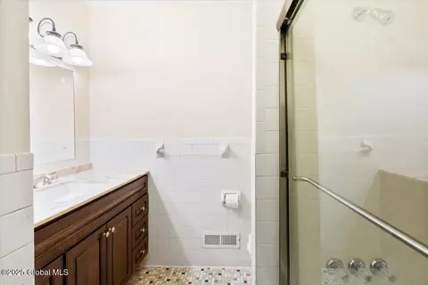 120 Droms Rd, Glenville, NY 12302 photo 30