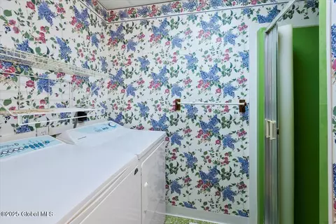 120 Droms Rd, Glenville, NY 12302 photo 24
