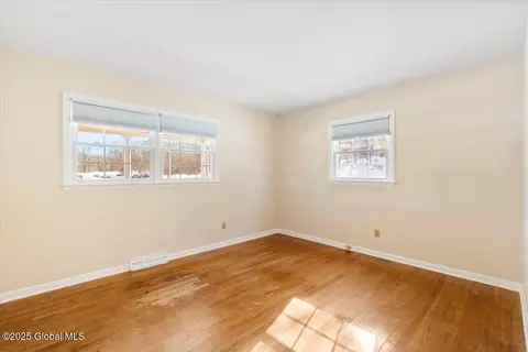 120 Droms Rd, Glenville, NY 12302 photo 28