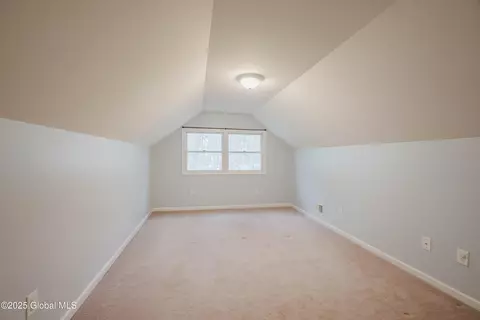 11 Dover Pl, Halfmoon, NY 12065 photo 24