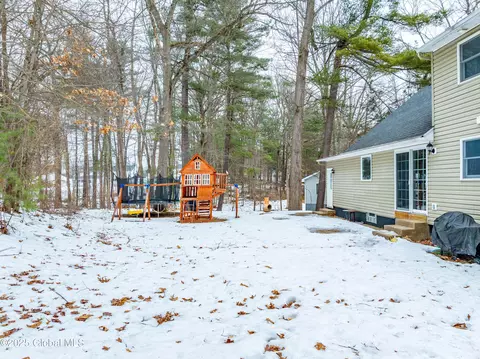 11 Dover Pl, Halfmoon, NY 12065 photo 21