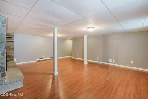 11 Dover Pl, Halfmoon, NY 12065 photo 27