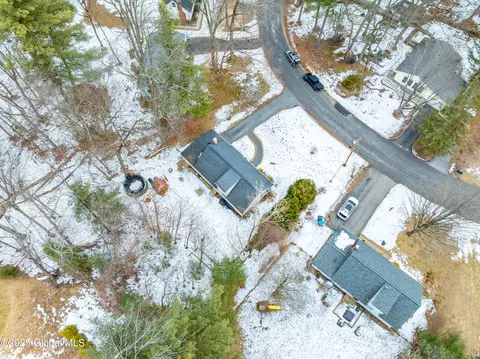 11 Dover Pl, Halfmoon, NY 12065 photo 34