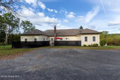 3803 Ny Rt 67, Eagle Bridge, NY 12057
