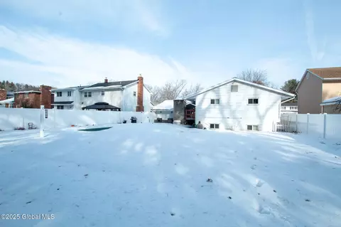 1007 Anthony Dr, Schenectady, NY 12303 photo 25