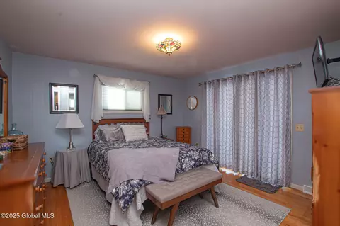 1007 Anthony Dr, Schenectady, NY 12303 photo 12