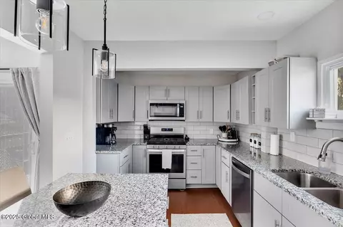 Kitchen - 155 Manchester Rd, Schenectady, NY 12304 photo 2 of 3
