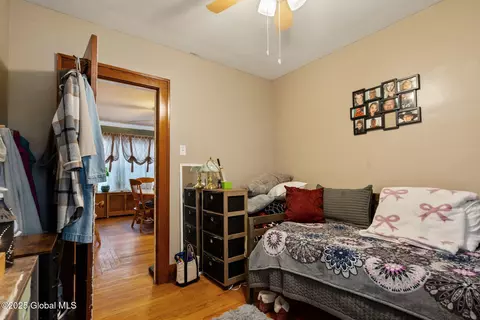 1437 Nott St, Schenectady, NY 12308 photo 16