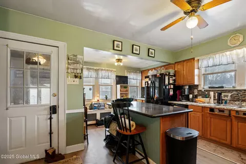 1437 Nott St, Schenectady, NY 12308 photo 14