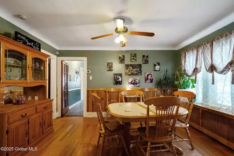 1437 Nott St, Schenectady, NY 12308 photo 9