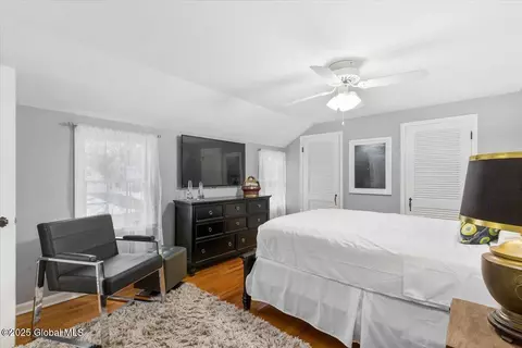 Bedroom - 28 E Bayberry Rd, Glenmont, NY 12077 photo 3 of 7
