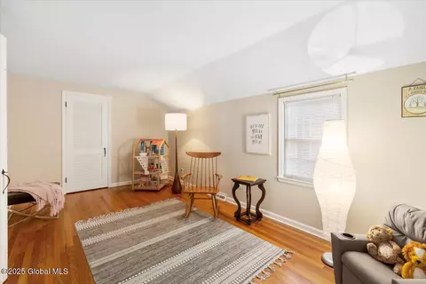 Bedroom - 28 E Bayberry Rd, Glenmont, NY 12077 photo 5 of 7