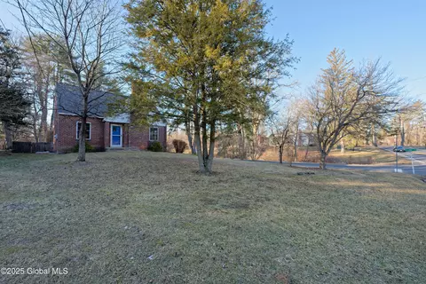 3 Flint Dr, Delmar, NY 12054 photo 54