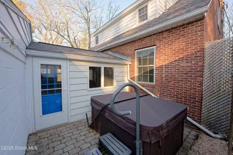 3 Flint Dr, Delmar, NY 12054 photo 50