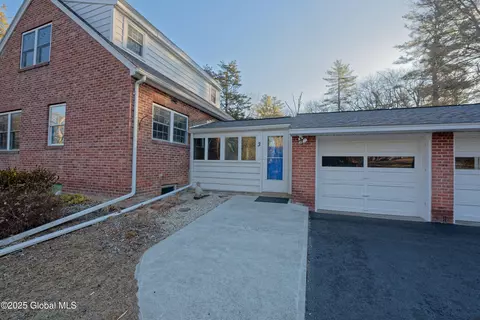 3 Flint Dr, Delmar, NY 12054 photo 10