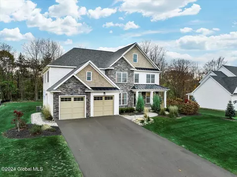 3 Essie Ln, Troy, NY 12180