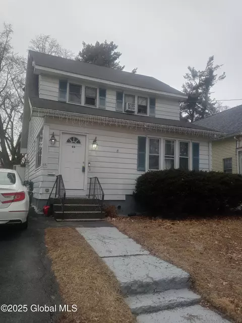 93 Hollywood Ave, Albany, NY 12208