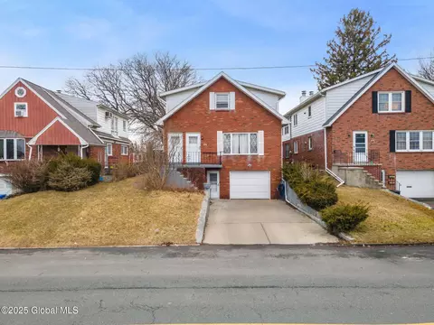 48 Ormond St, Albany, NY 12203 photo 1