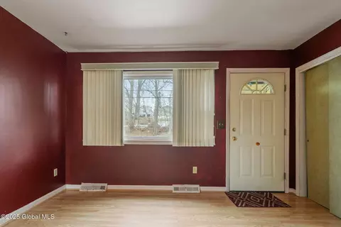 438 Olean St, Schenectady, NY 12306 photo 5