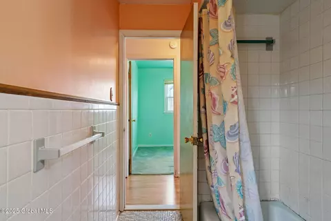 438 Olean St, Schenectady, NY 12306 photo 14