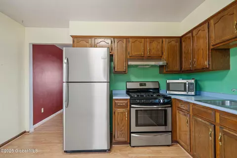 438 Olean St, Schenectady, NY 12306 photo 11