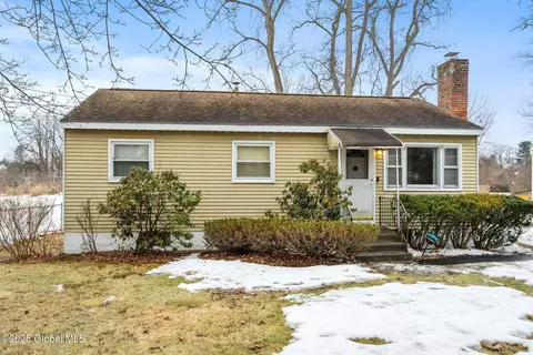 438 Olean St, Schenectady, NY 12306 photo 3