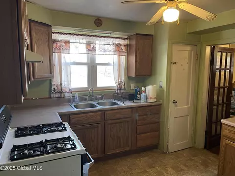 31 Neddo St, Whitehall, NY 12887 photo 9