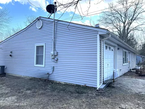 Exterior - 32 Robin Rd, Kinderhook, NY 12106 photo 4 of 8