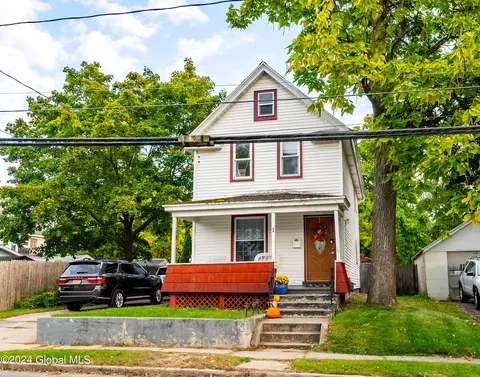 1 Wagner Ave, Schenectady, NY 12304