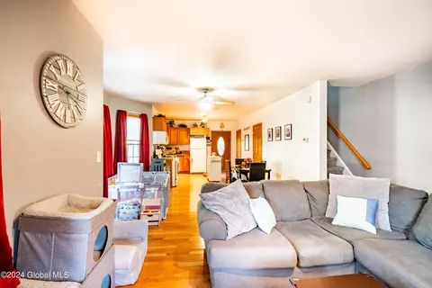 1 Wagner Ave, Schenectady, NY 12304 photo 7