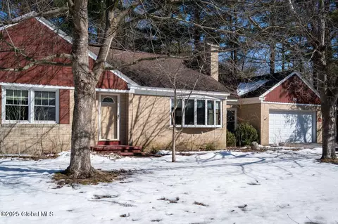 114 Montray Rd, Queensbury, NY 12804