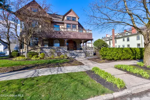 115 Union Ave #R202, Saratoga Springs, NY 12866