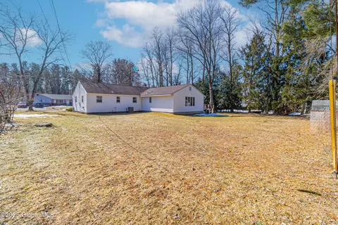 1 Cherry Ln, Glenville, NY 12302 photo 20