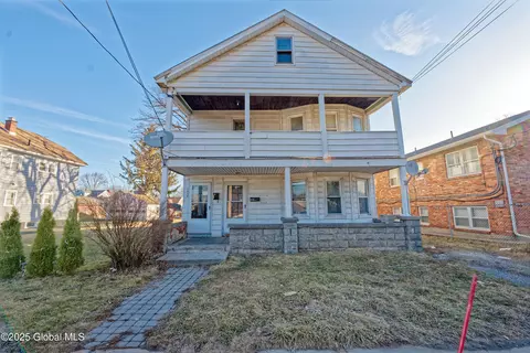 1549 Chrisler Ave, Schenectady, NY 12303