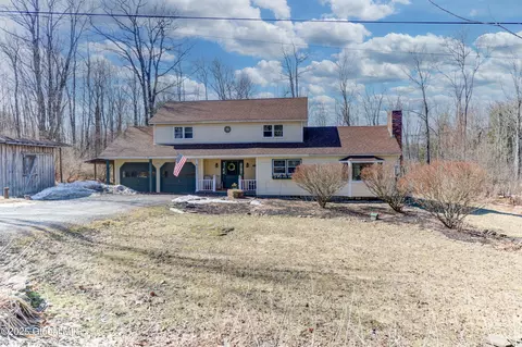125 Hillman Rd, Delanson, NY 12053