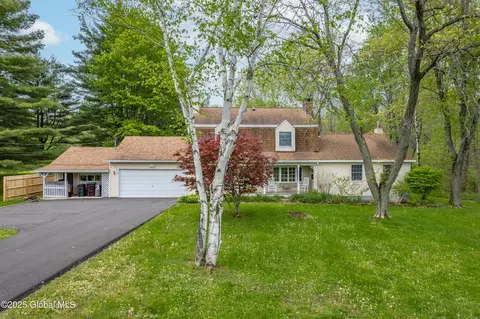 253 Voorhees Rd, Amsterdam, NY 12010