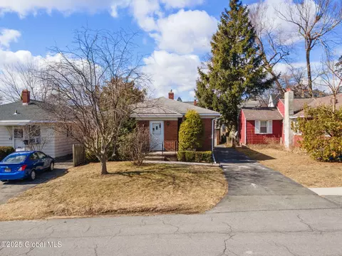 60 Edgewood Ave, Albany, NY 12203