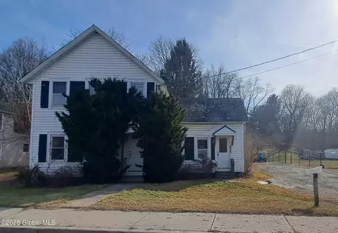 1850 State Route 67, Valley Falls, NY 12185