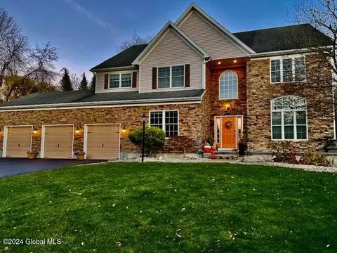 6470 Vosburgh Rd, Altamont, NY 12009