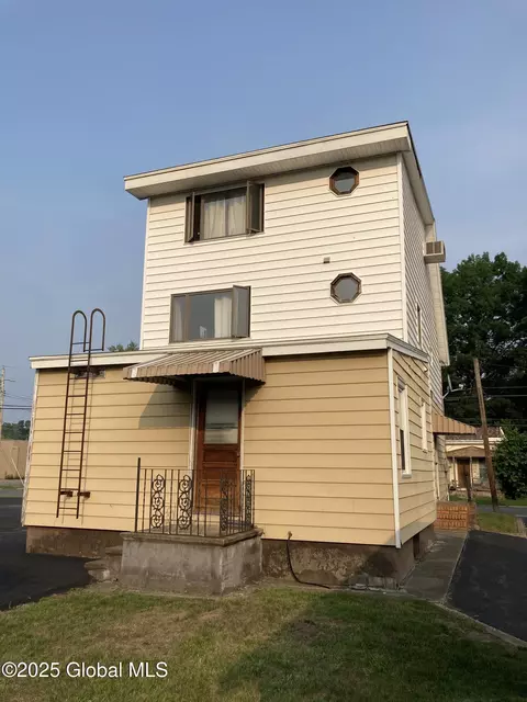 2233 Guilderland Ave, Schenectady, NY 12306 photo 5