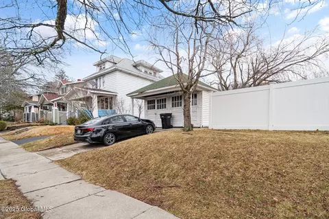 2500 15th St, Troy, NY 12180 photo 27