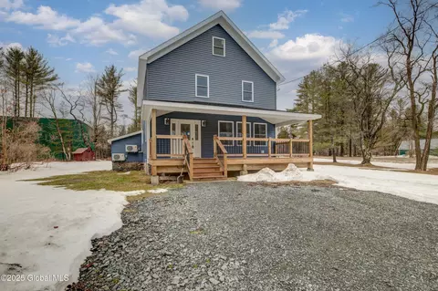 2647 State Route 8, Lake Pleasant, NY 12108