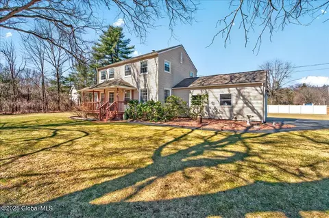 994 Main St, Clifton Park, NY 12065