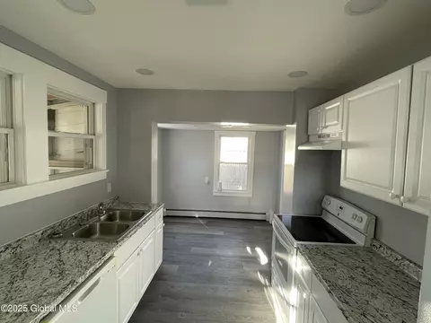 22 115th St, Troy, NY 12182 photo 24