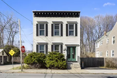 29 Garden St, Albany, NY 12209