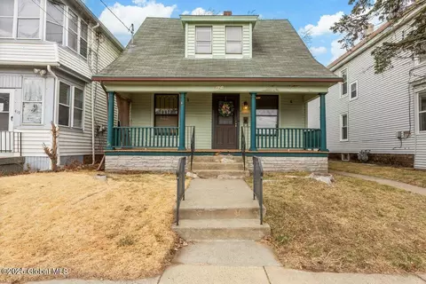 421 7th Ave, Watervliet, NY 12189