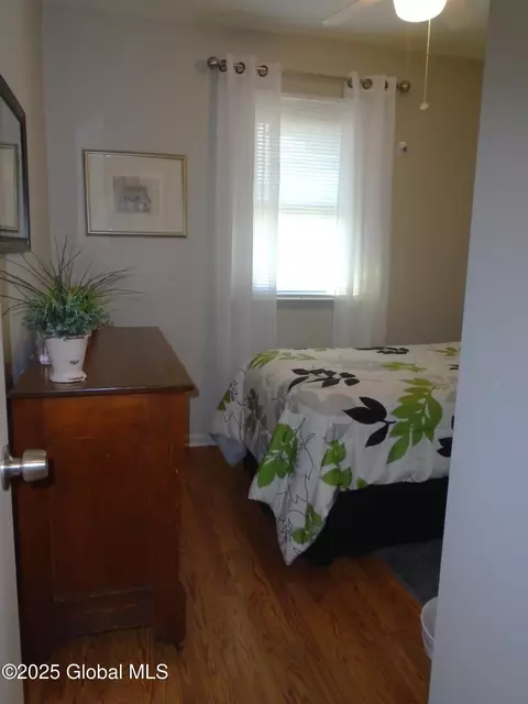 114 Chiswell Rd, Schenectady, NY 12304 photo 35