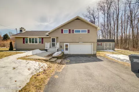 328 State Highway 349, Gloversville, NY 12078