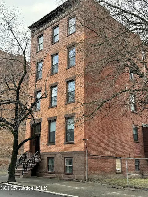 156 2nd St, Troy, NY 12180