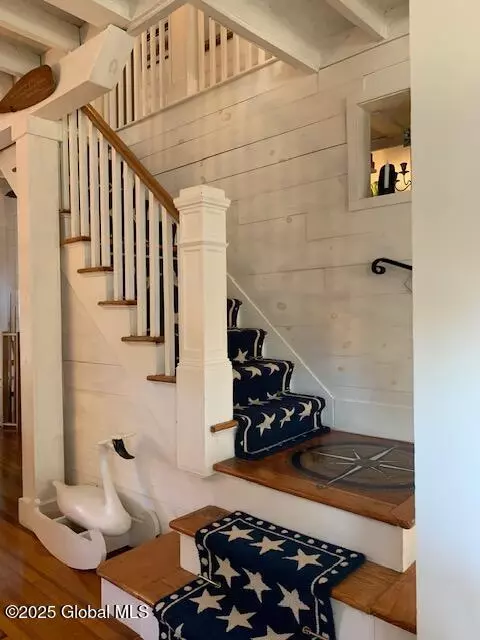 Entry Way - 1274 Pilot Knob Rd, Kattskill Bay, NY 12844 photo 3 of 4